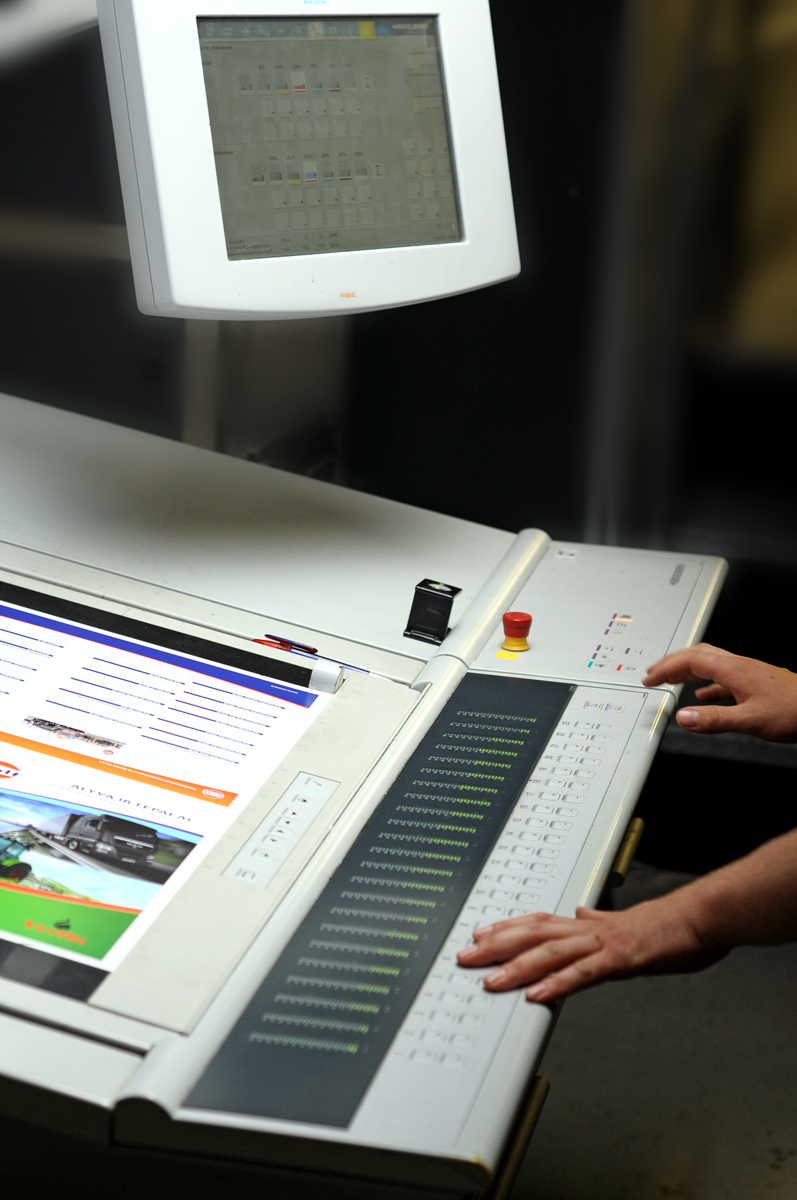 Color measurement and control