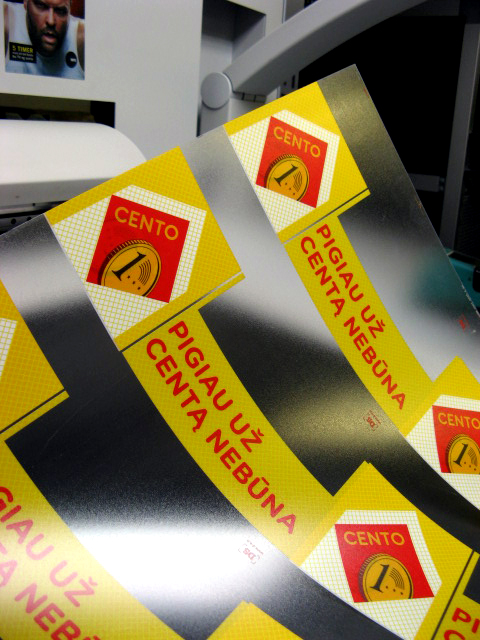 None powder with UV printing